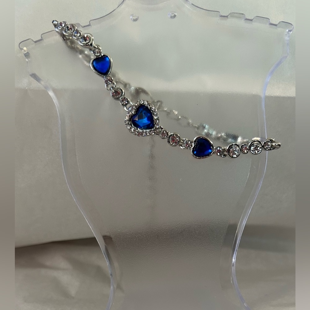 NEW Fashion Silver-Tone Faux Sapphire Heart and Faux Crystal Adjustable Bracelet